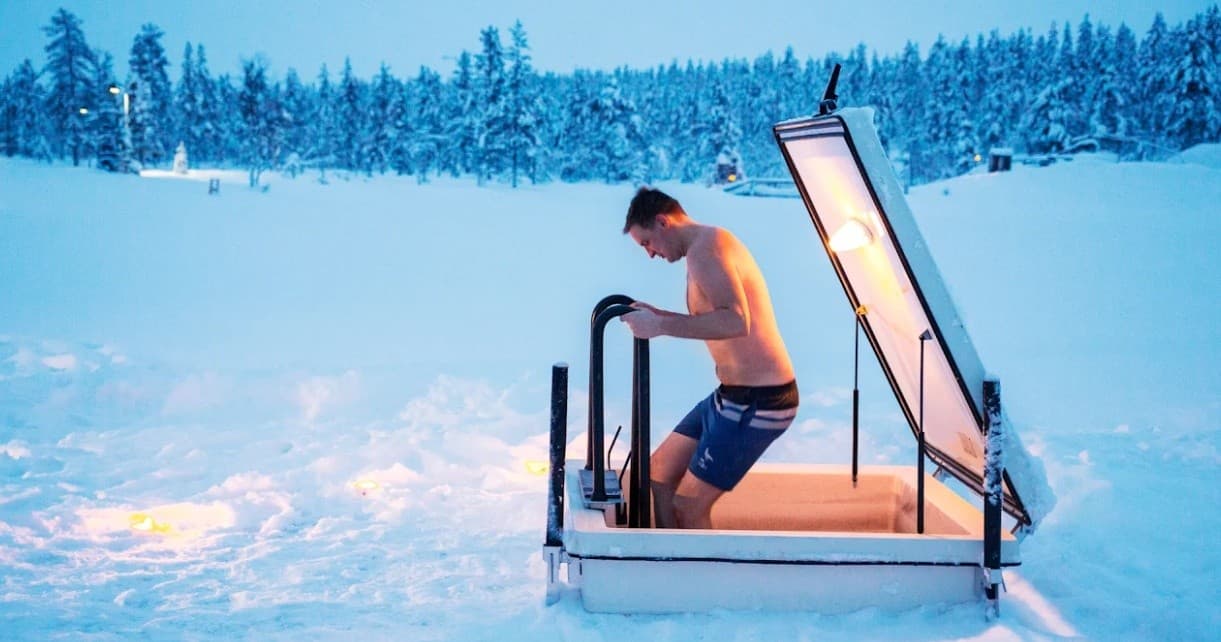Smoke Sauna & Ice Pool