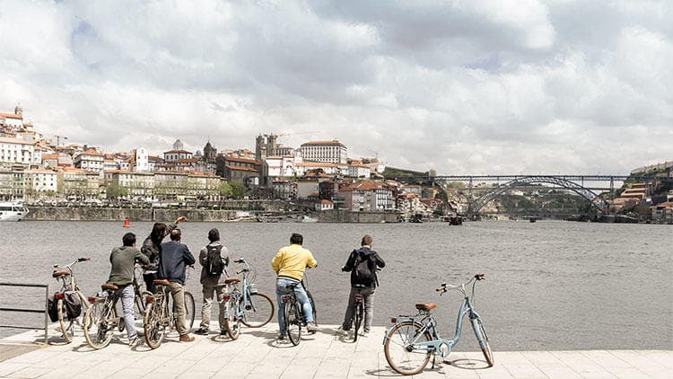 Private Bike Tour - River, Beaches & Parks