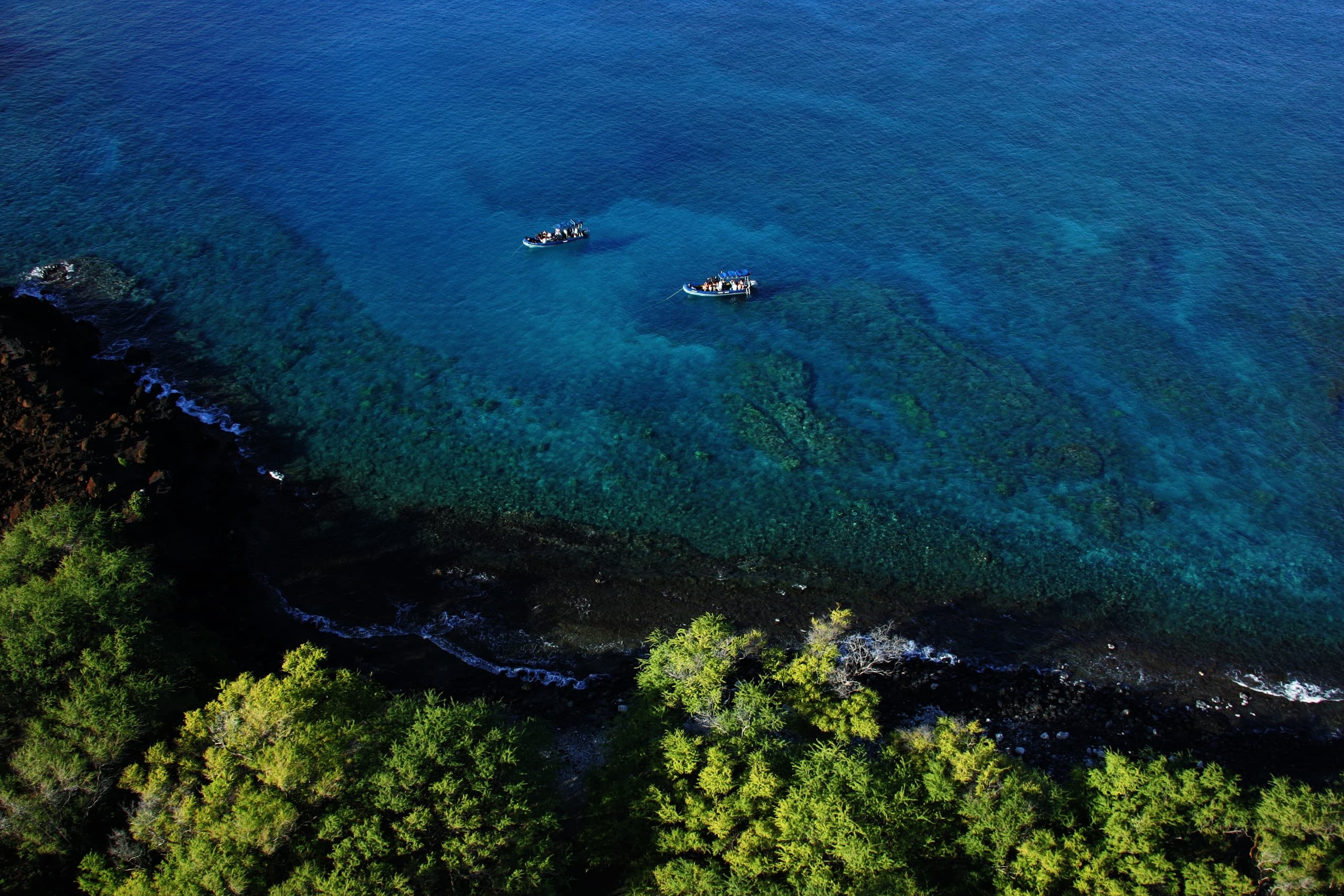 4 Hours Sea Caves along Kanaio Coast Rafting & Snorkeling Adventure