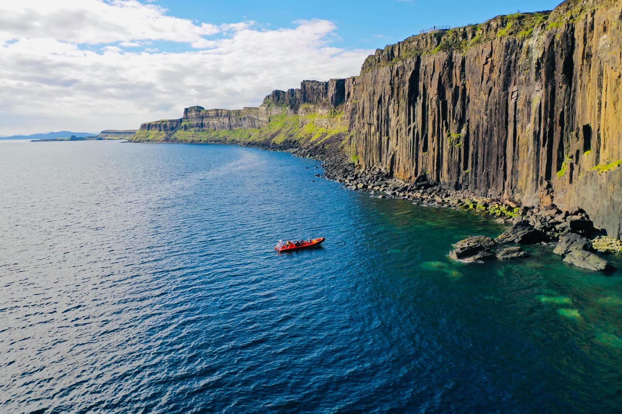 Kilt Rock Whale & Dolphin Seafari