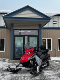 Prostar S4 Indy Adventure 137 XT