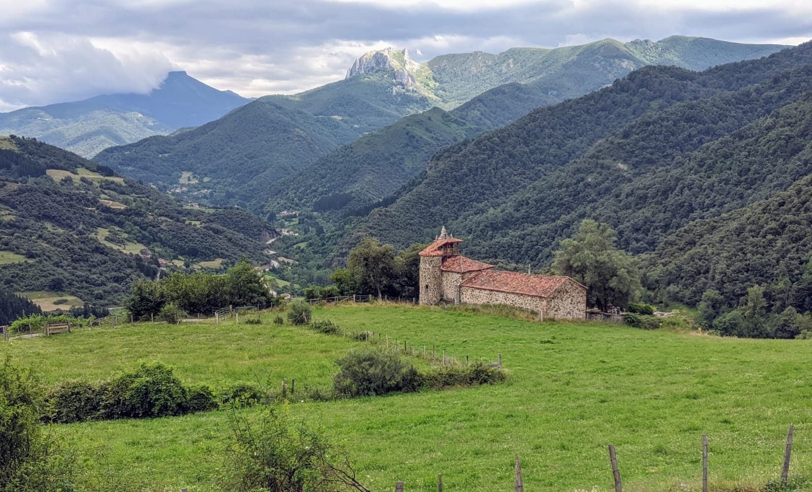 Picos de Europa: Legends, Wine and Gastronomy