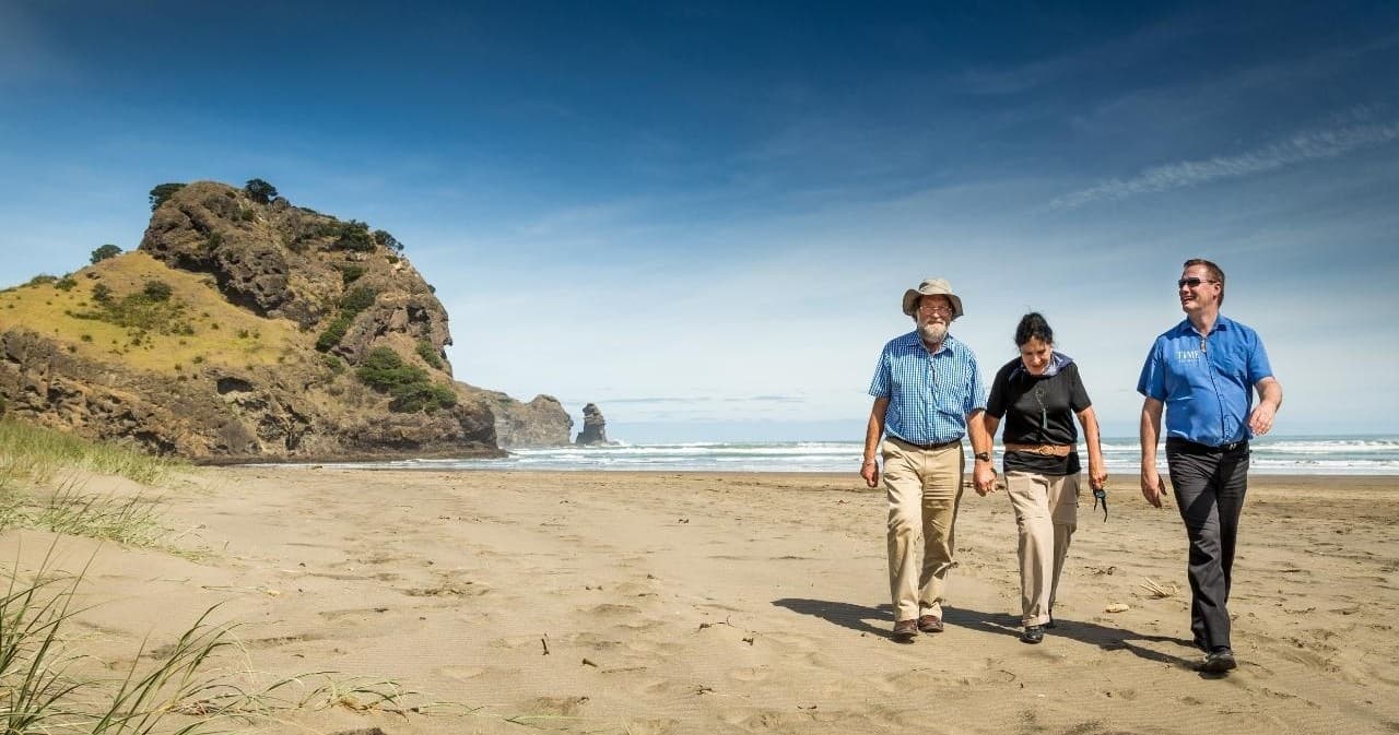 Private Auckland West Coast Day Tour