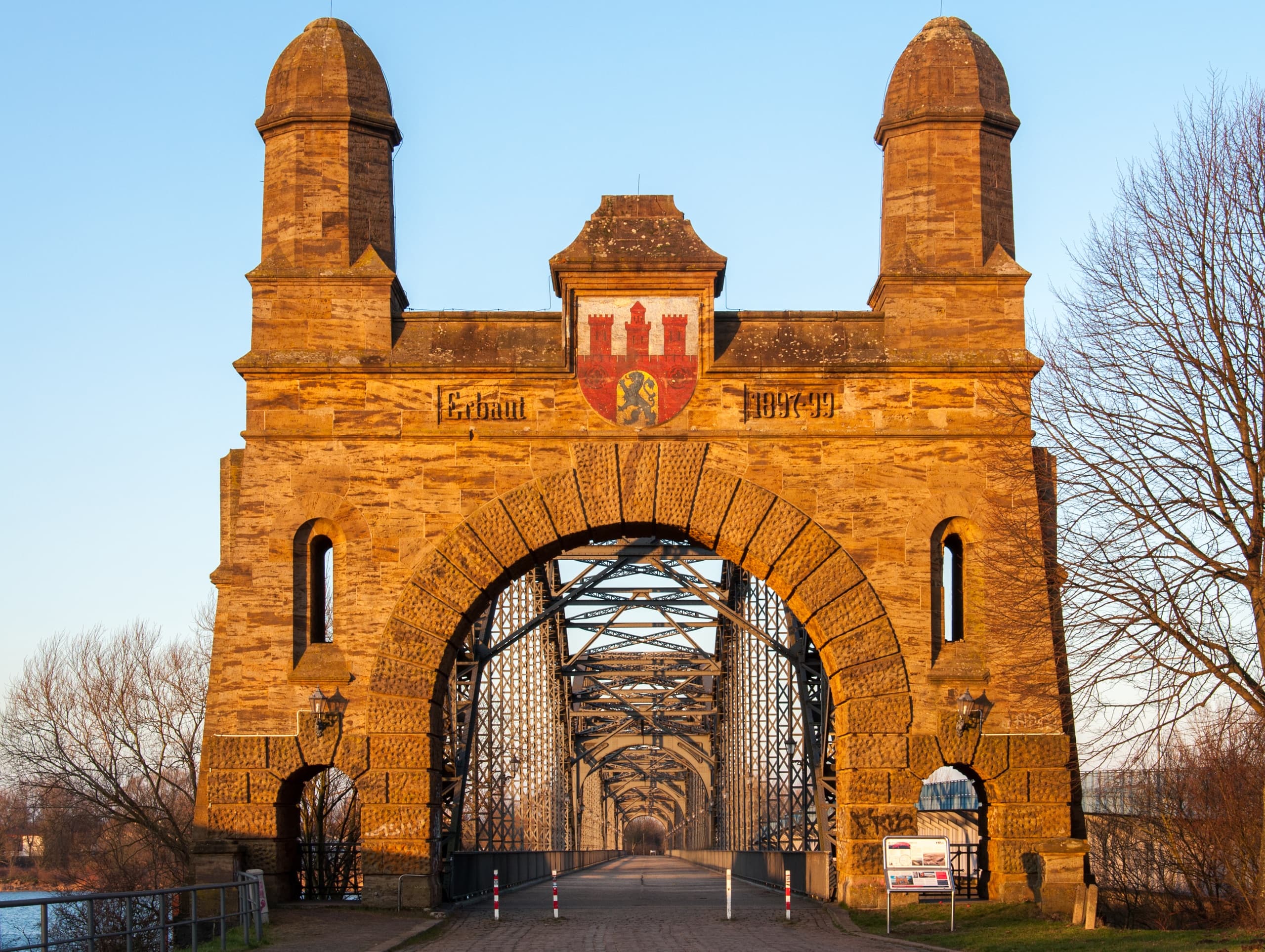 Wilhelmsburg Tour