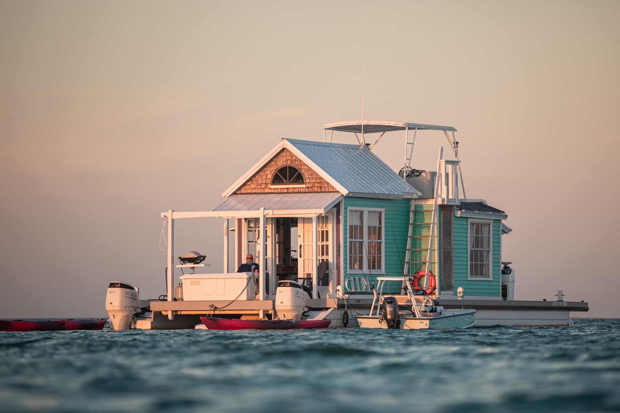 Outpost - Eco-Vacation