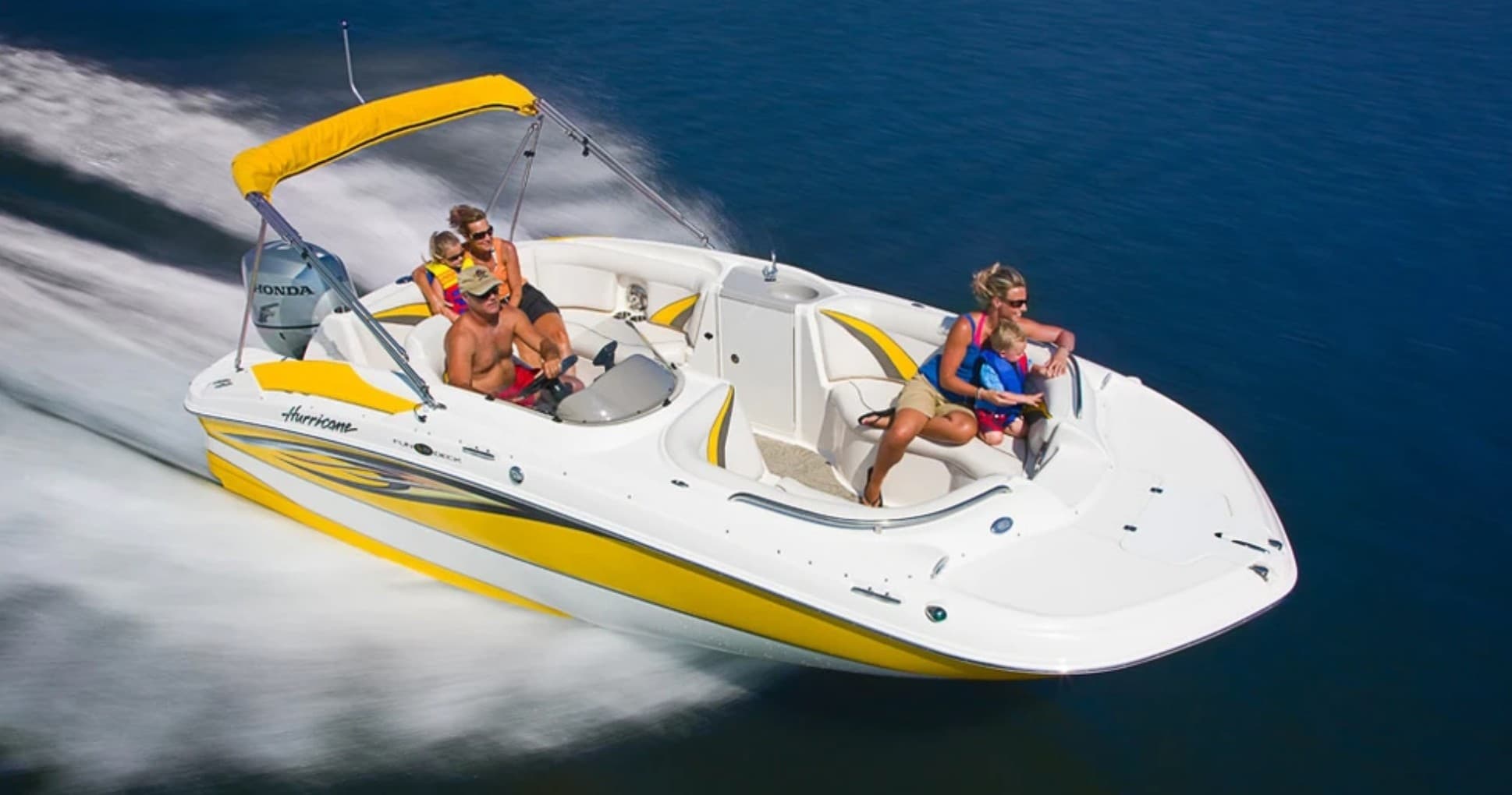 23' Deck Boat