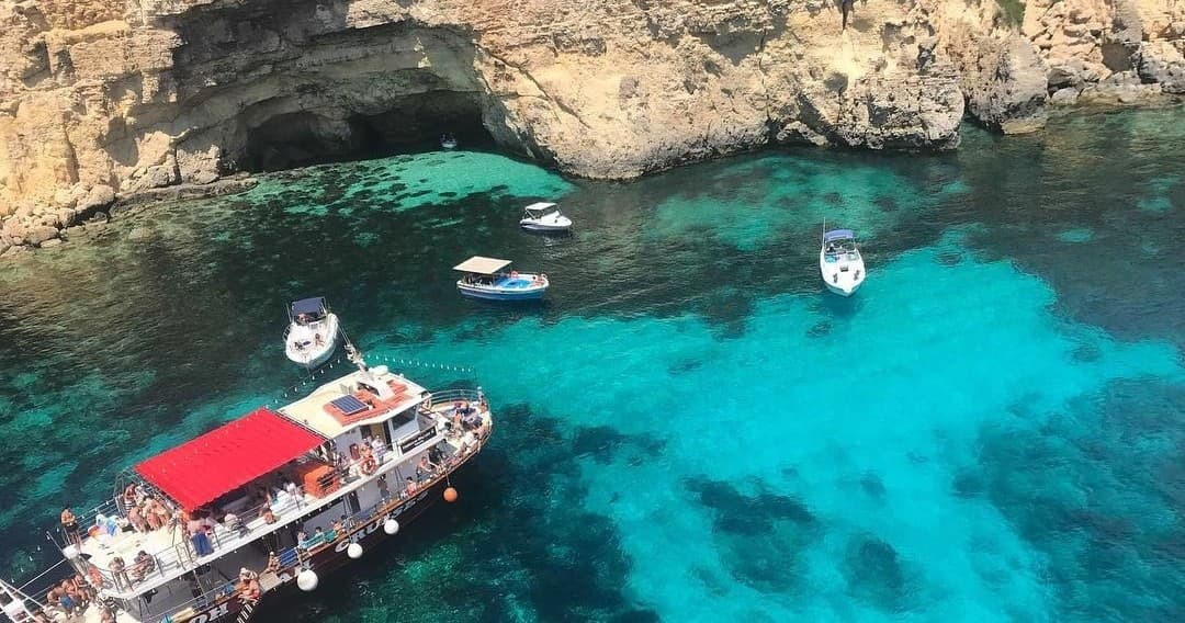 Daily Trips Comino Caves & Blue Lagoon & Santa Maria Bay