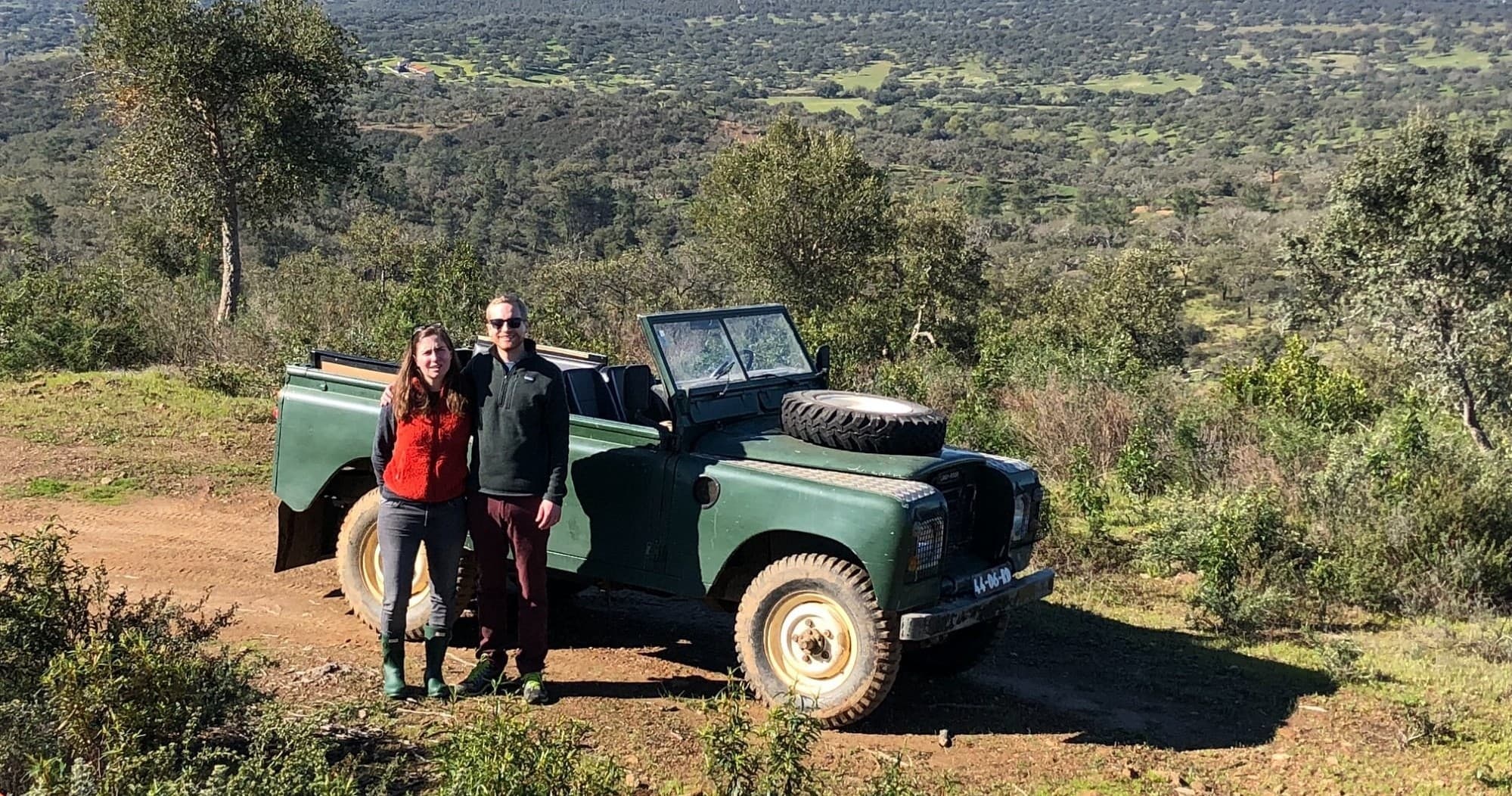 Cork Tour in a Classical Land Rover with Lunch