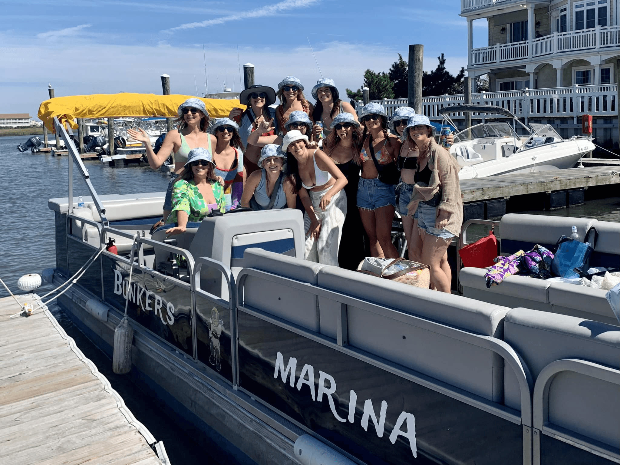 14 Passenger Pontoon Boat Rental