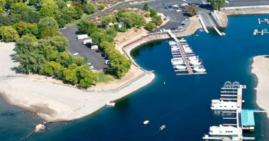 Two Night Transient Moorage - Keller Ferry Marina