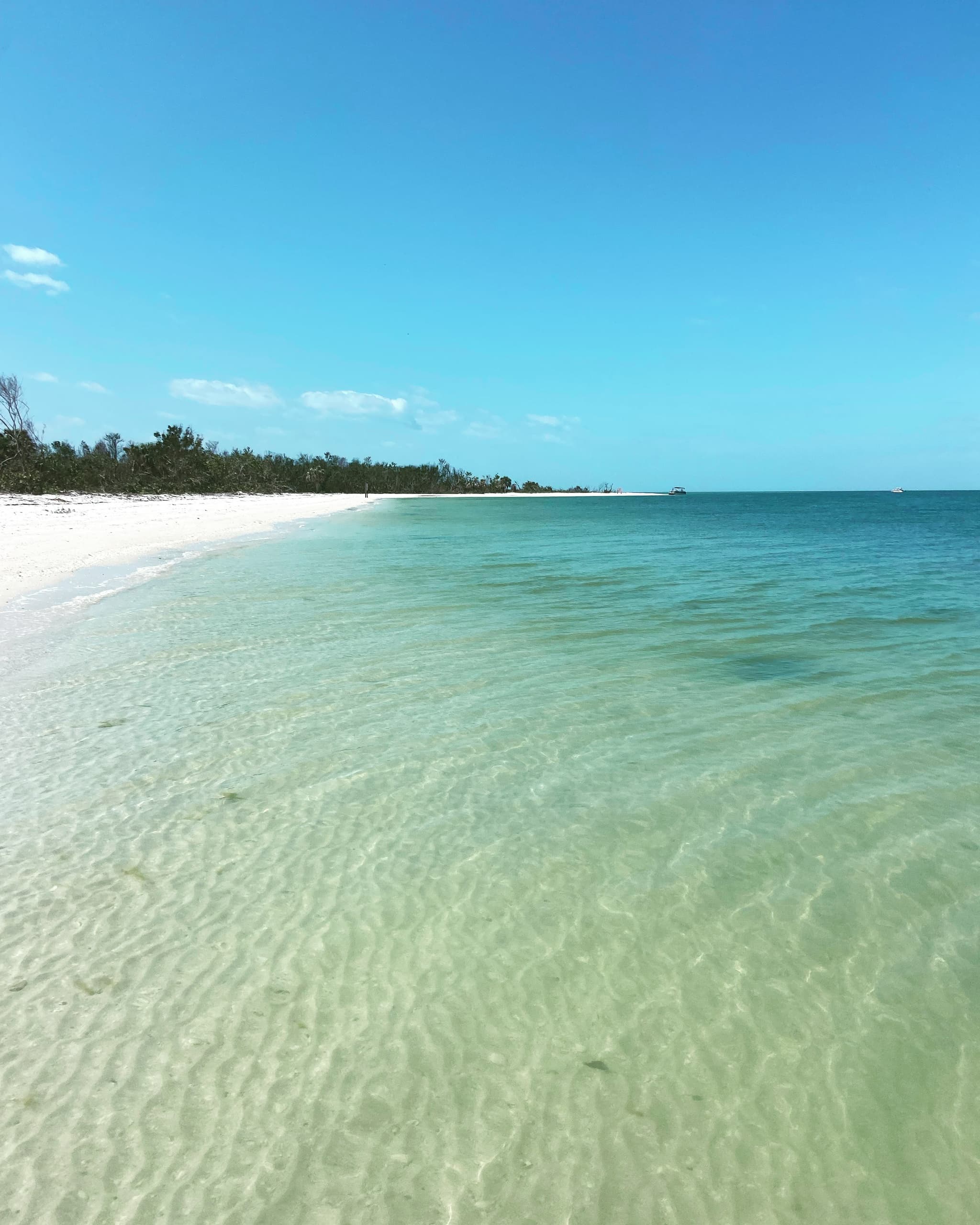 6 Hour Tiki Boat Beach Tour