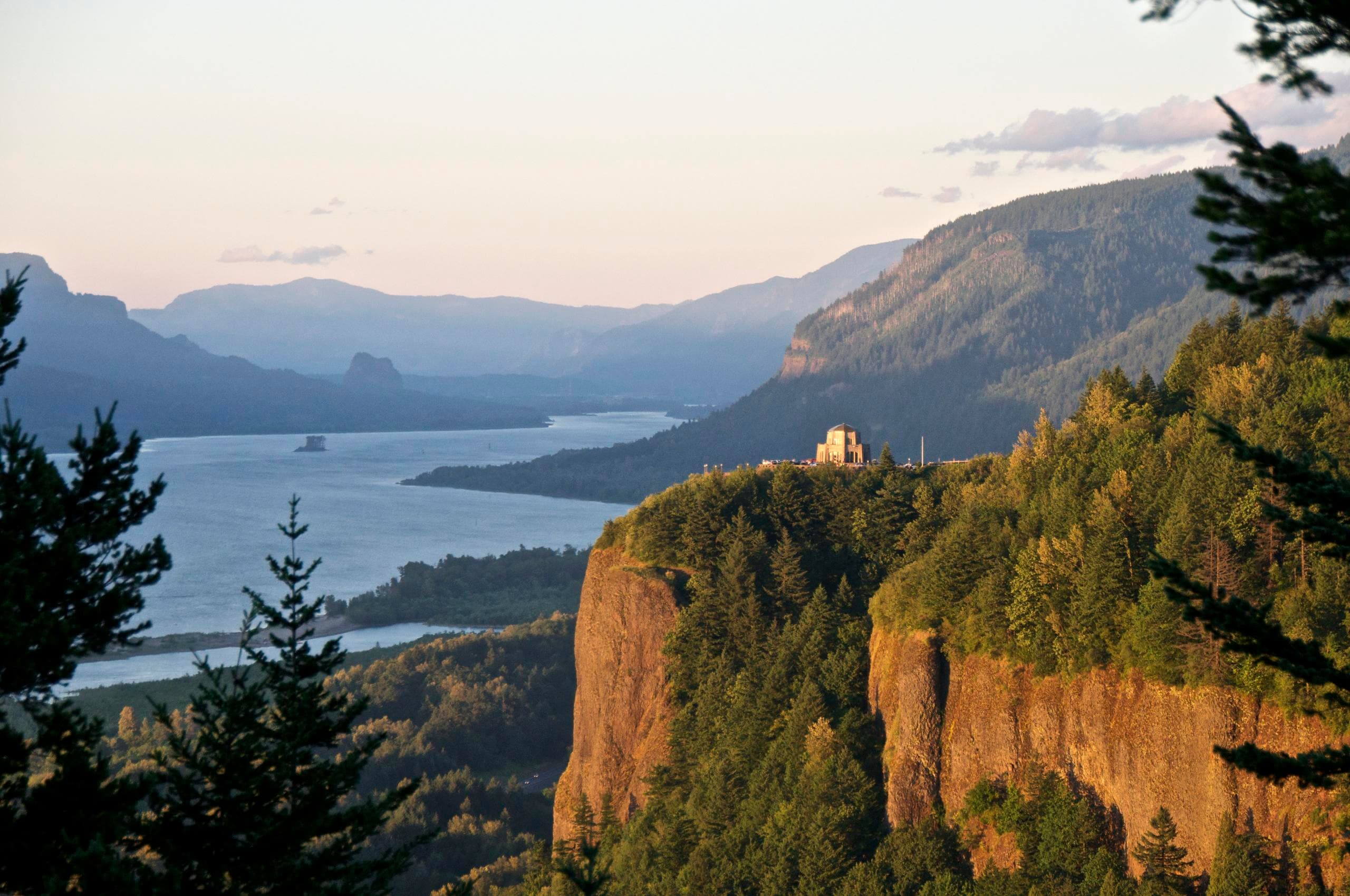 Pioneer History Tour: Portland to The Dalles