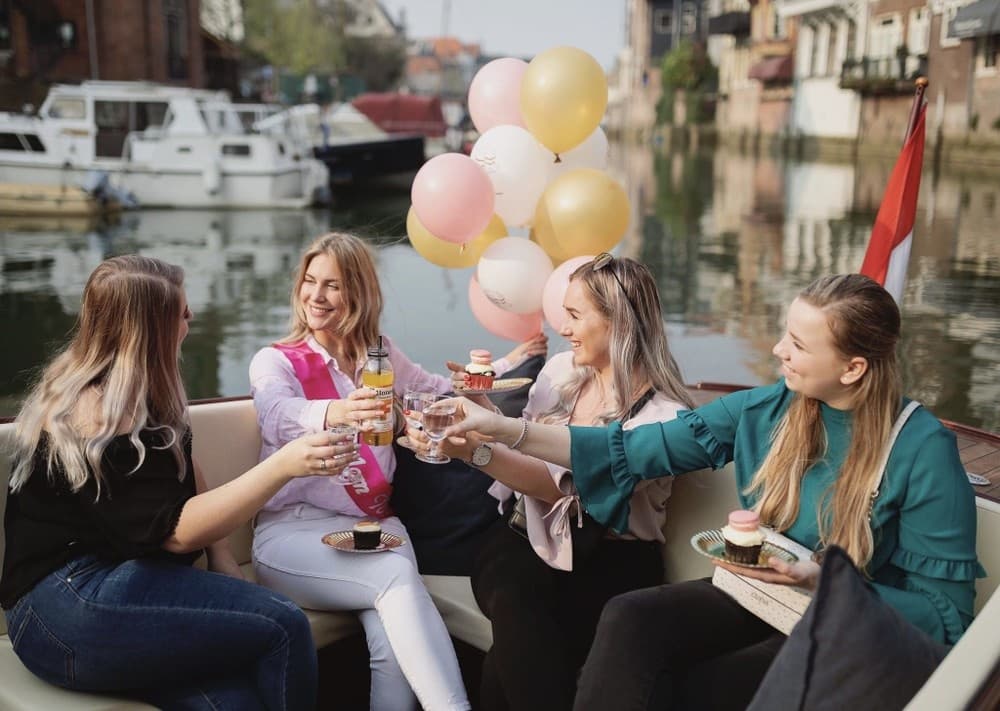 Privé rondvaart 2,5 uur met Coffeelicious a bordo