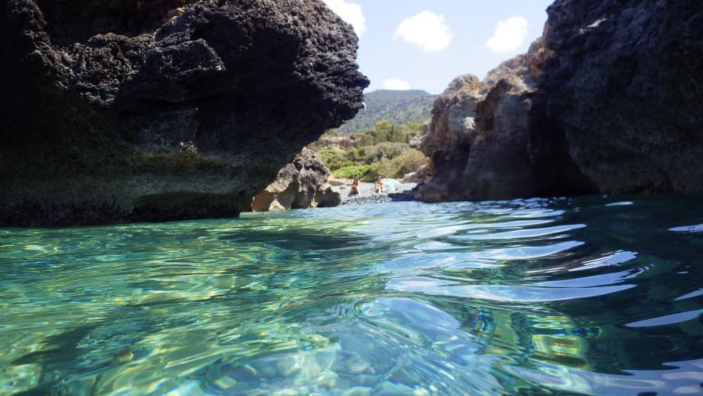 Sea Kayaking along the North Akamas coast (6 hour)
