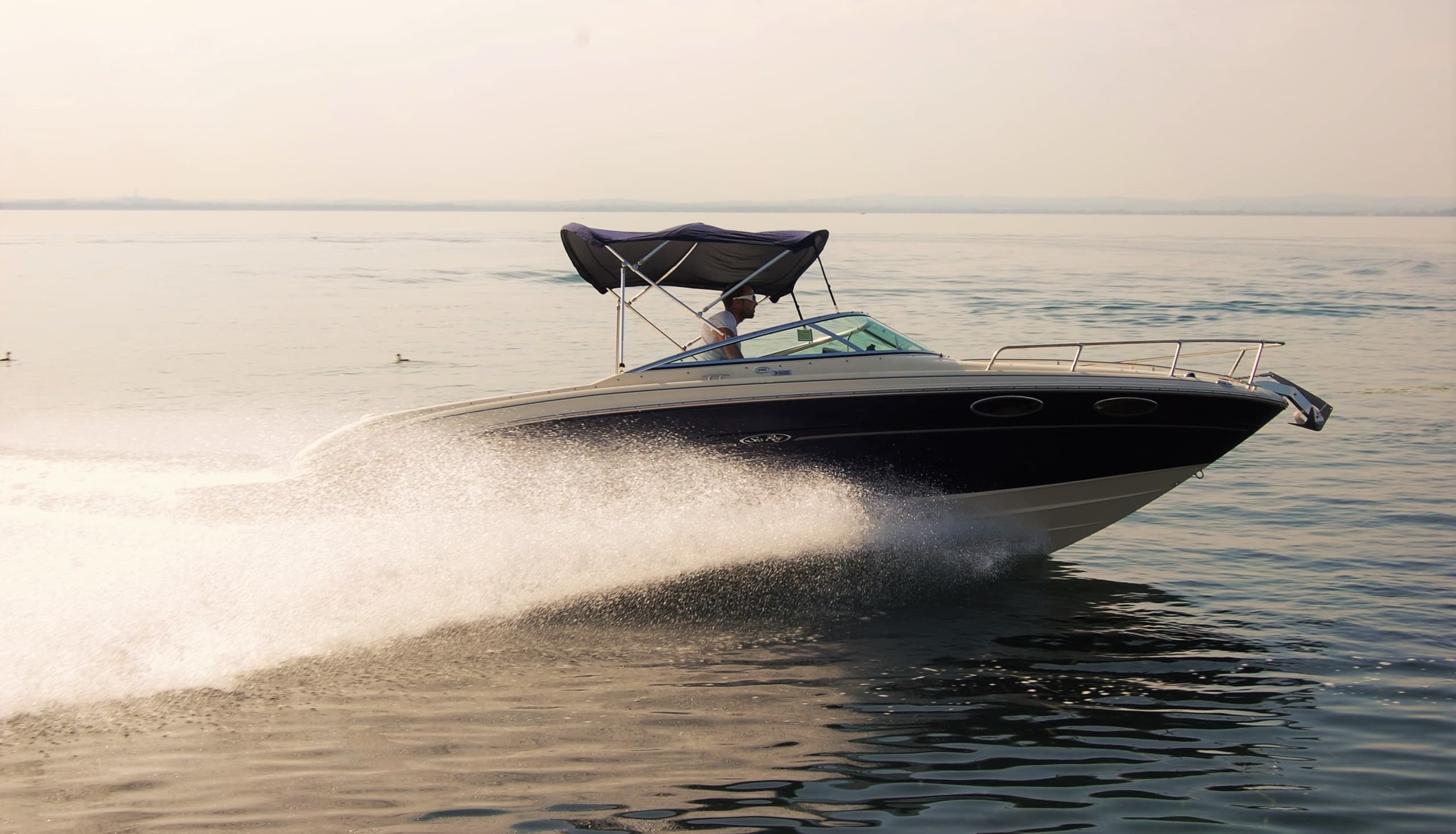 Tour in Motoscafo Sea Ray 240