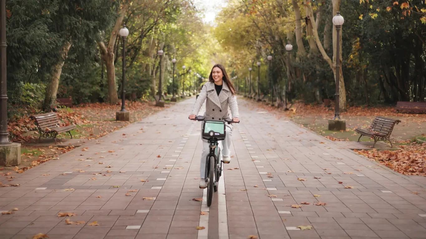 BIKE TOUR