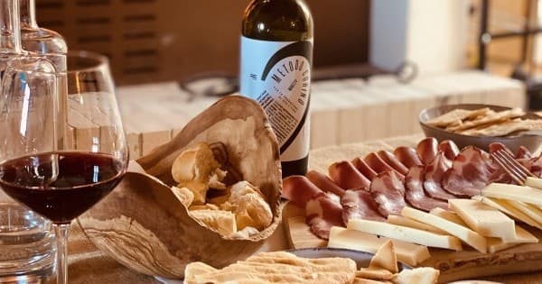 Organic farm & Wine Tasting Experience