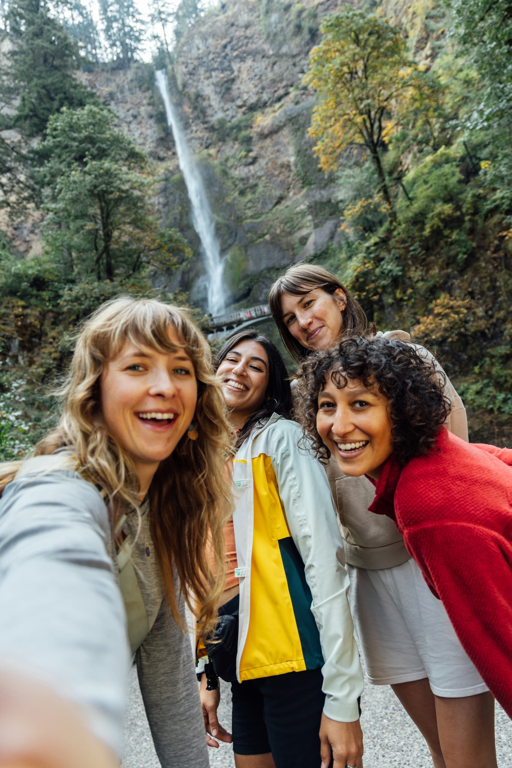 Afternoon Tour in Columbia Gorge Waterfall with Free Wine Tasting