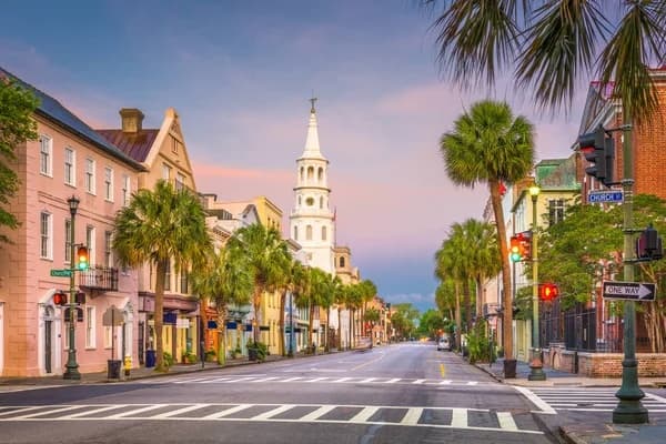 Daily Rentals Downtown Charleston Location
