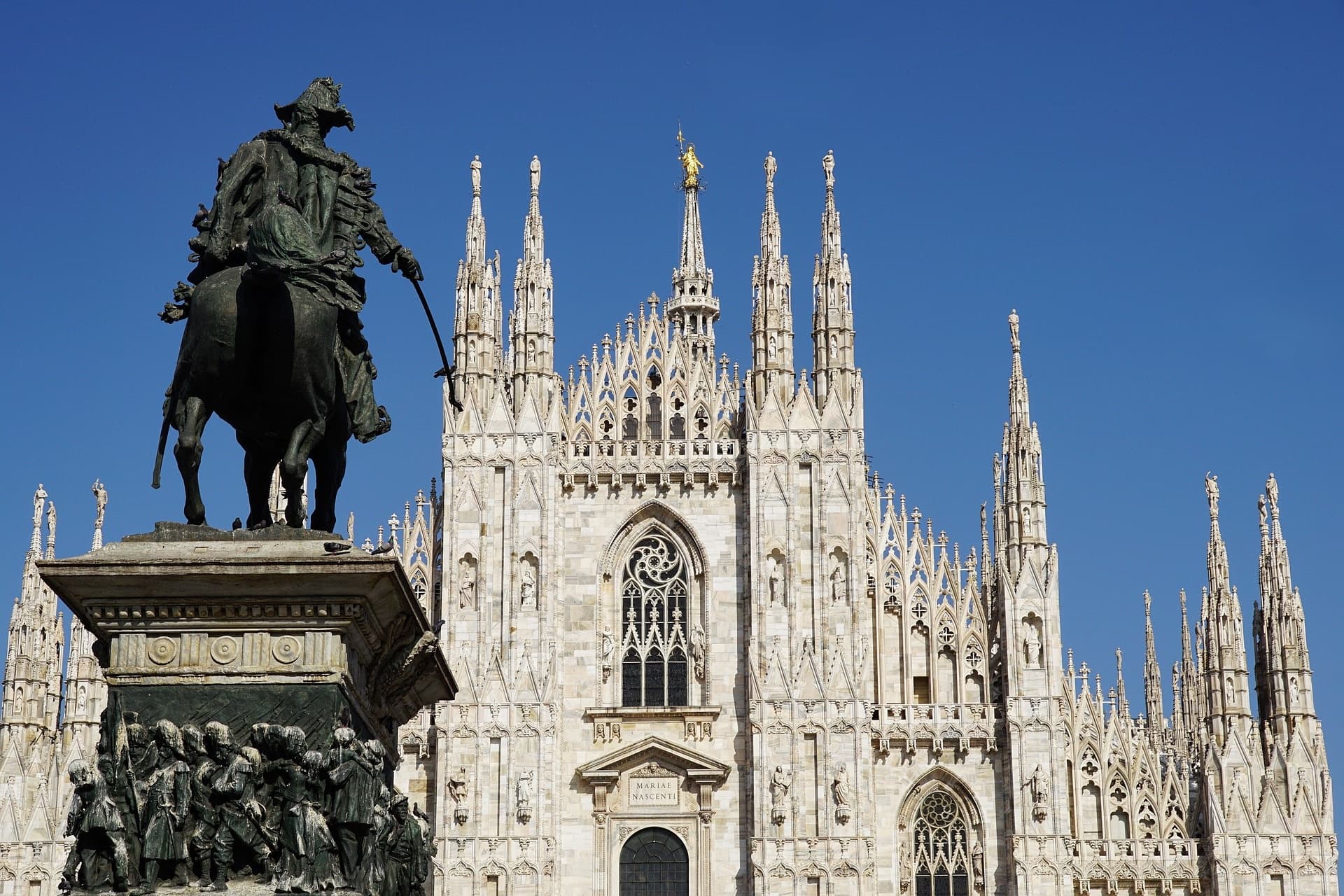 Milan Cathedral: Skip-the-Line Tour with Terraces - Semi Private Tour