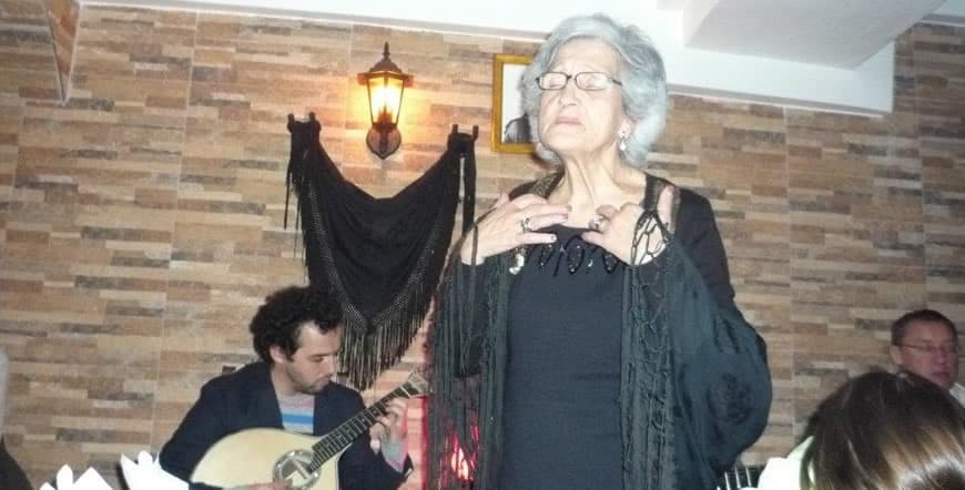Tour Lisboa Noite com Jantar e Show de Fado