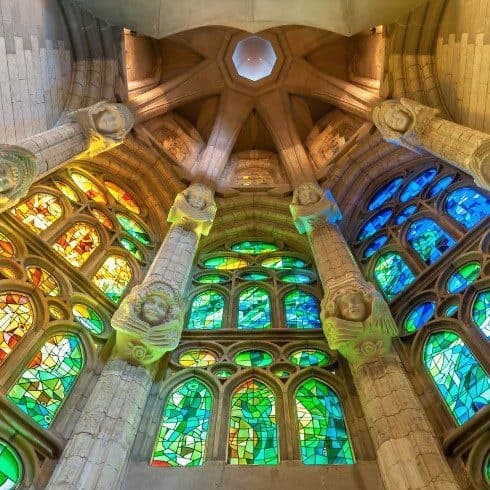 La Sagrada Familia Interior (sin colas) - Tour regular