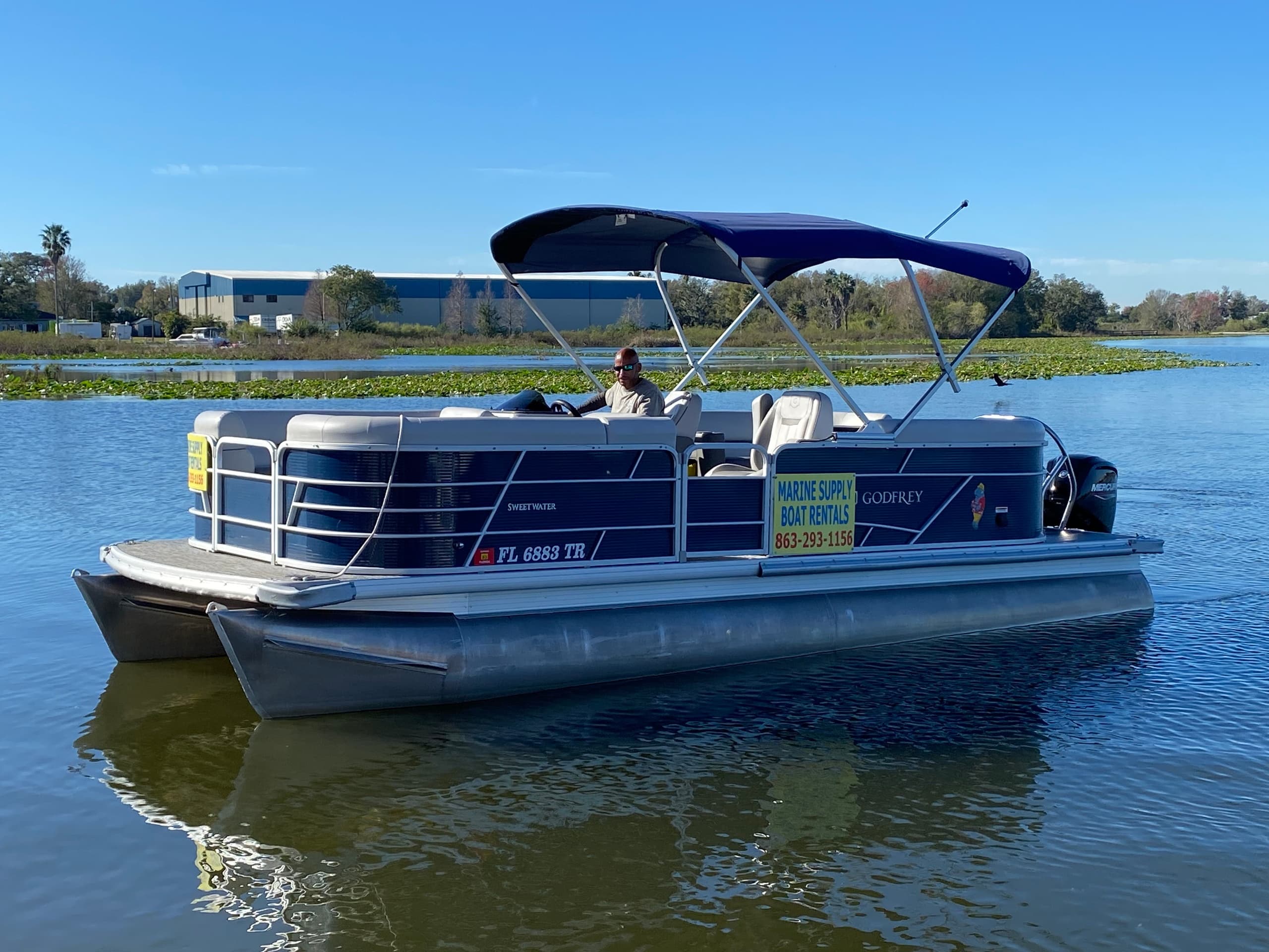 22' XL Pontoon Boat