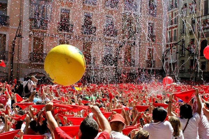 Tour de Pamplona desde San Sebastián