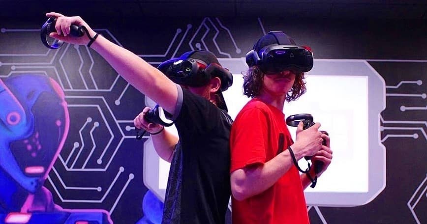 VR Arena (Laser Tag)