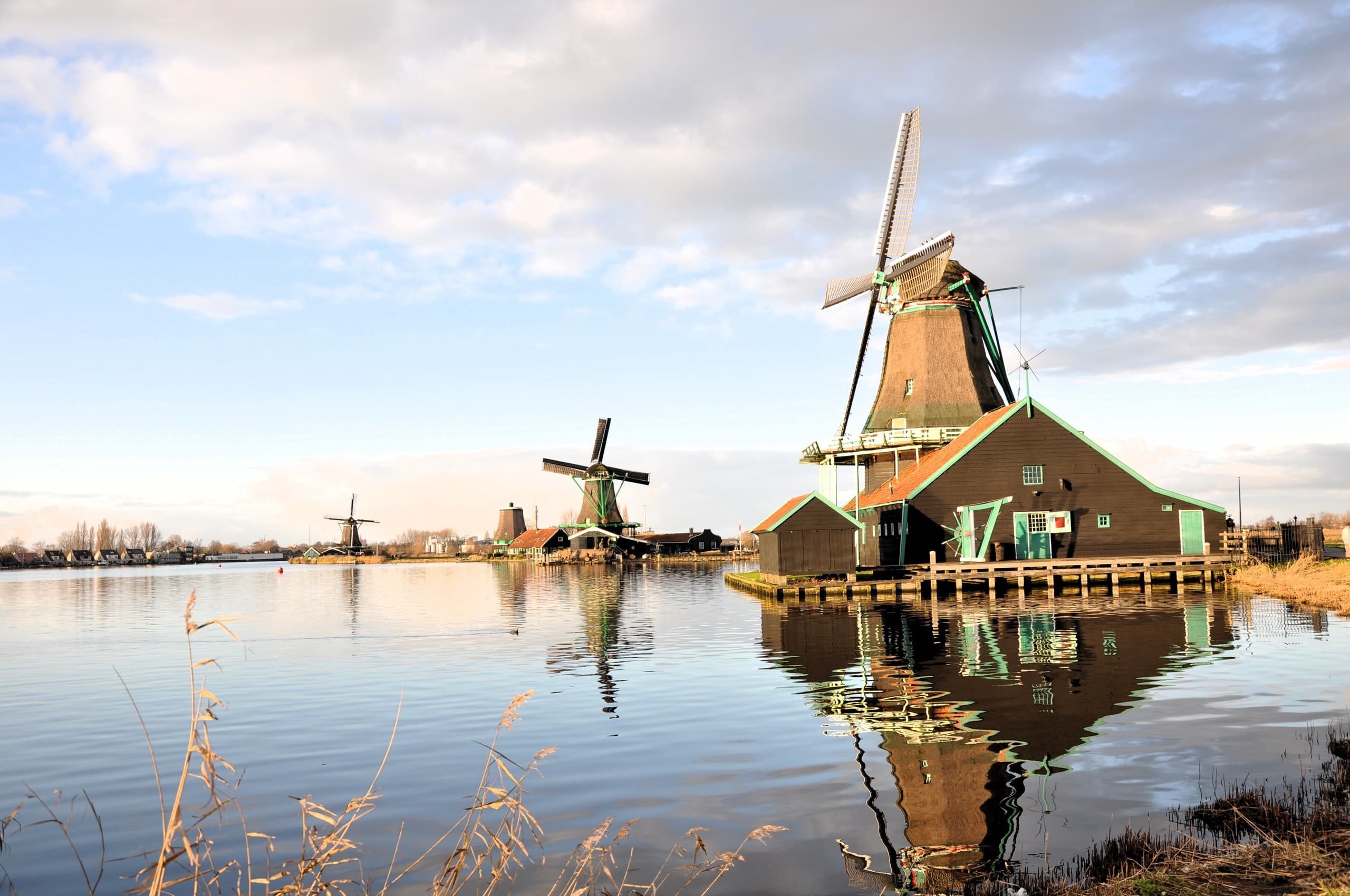 Zaanse Schans, Volendam and Cheese farm Half-Day Tour from Amsterdam