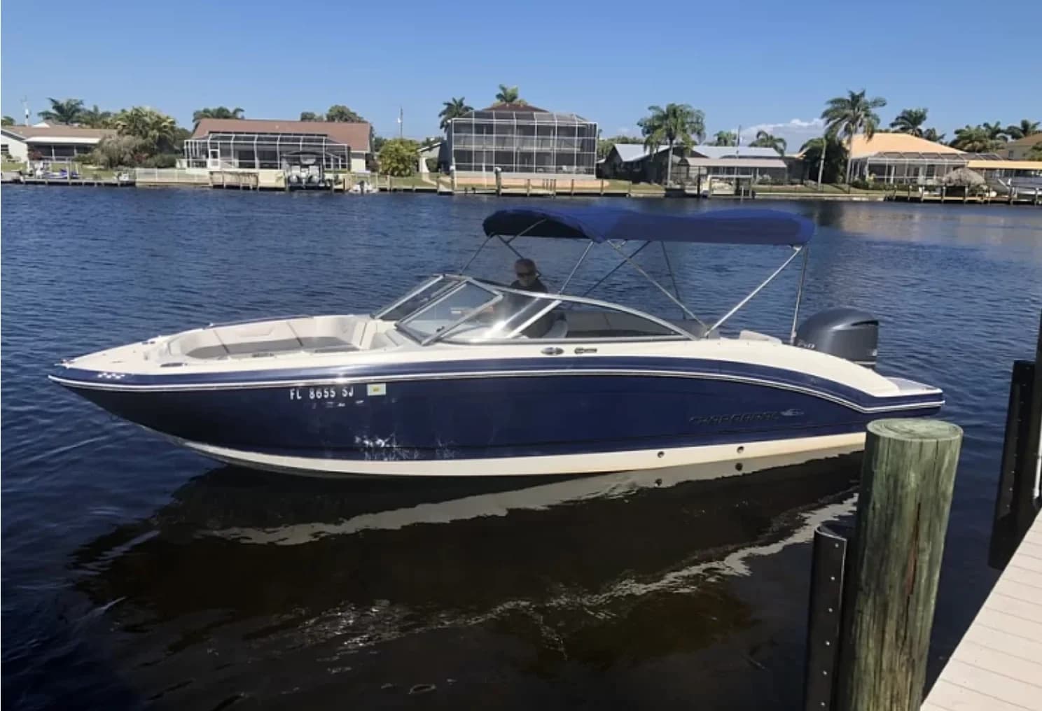 Chaparral Suncoast 230/250HP