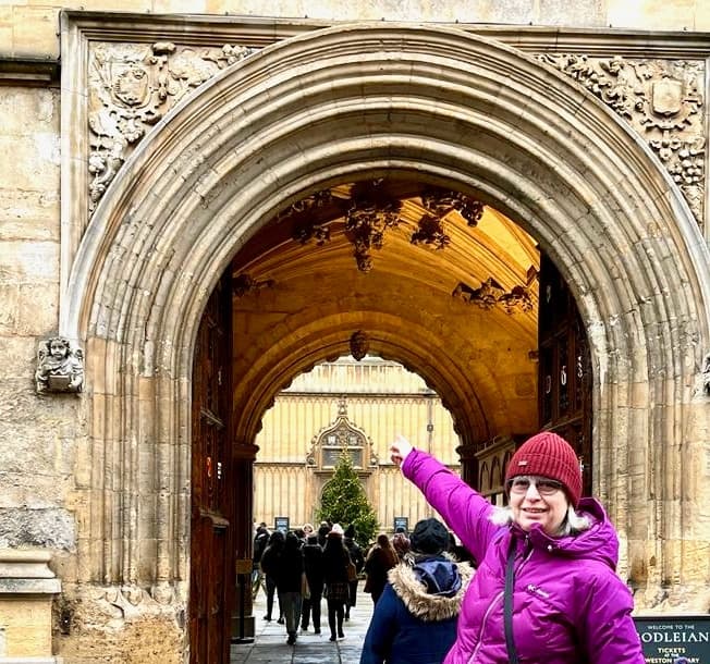 The English civil war in Oxford- A Royalist Stronghold (Private)