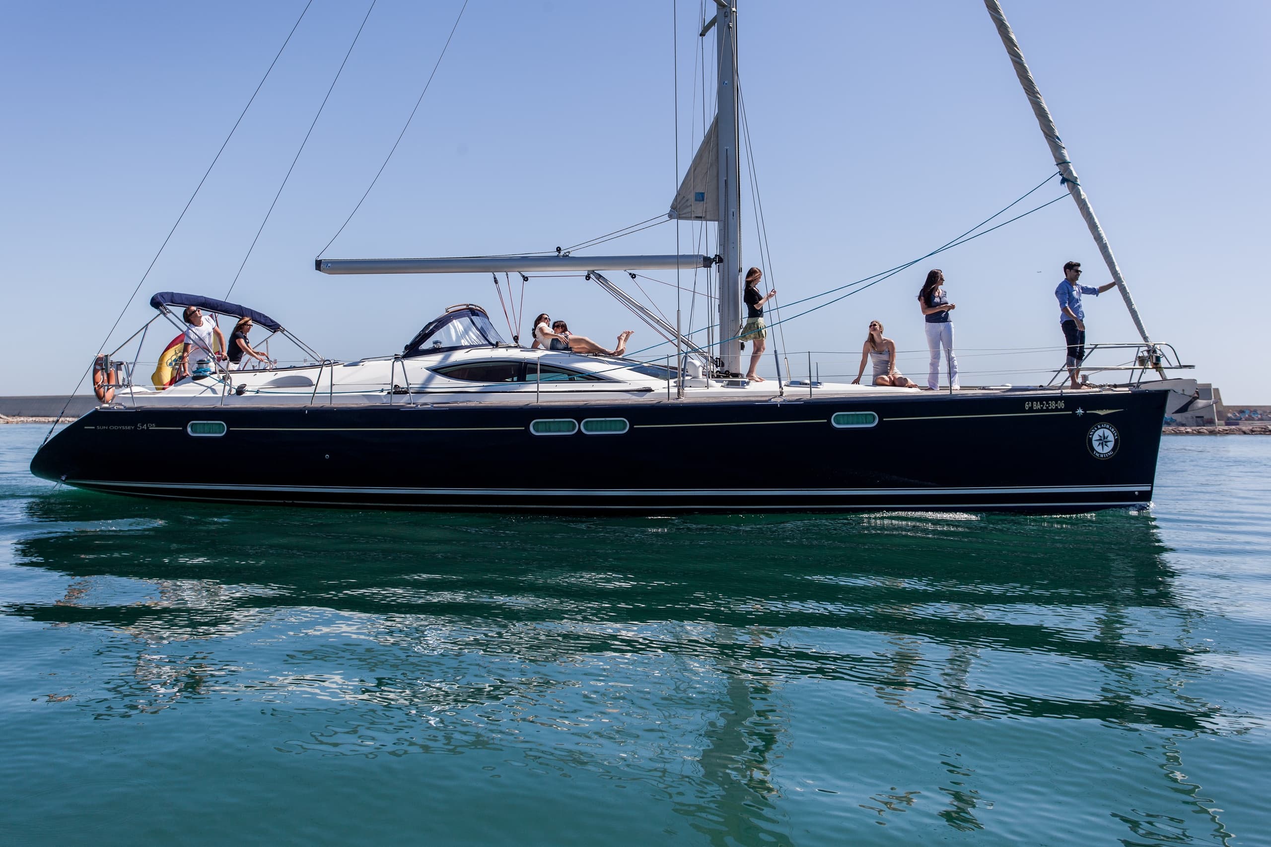 Private Luxury Sailing Tour 12pax