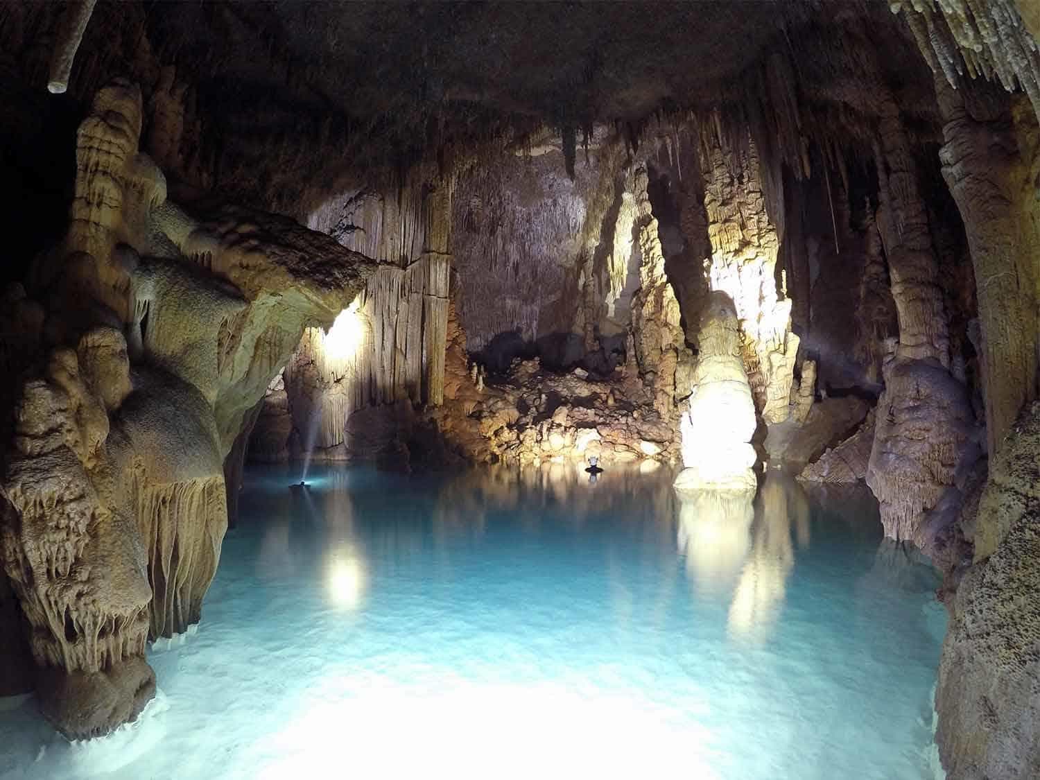 Cova des Coloms en Barco: Excursión de Espeleología en Mallorca