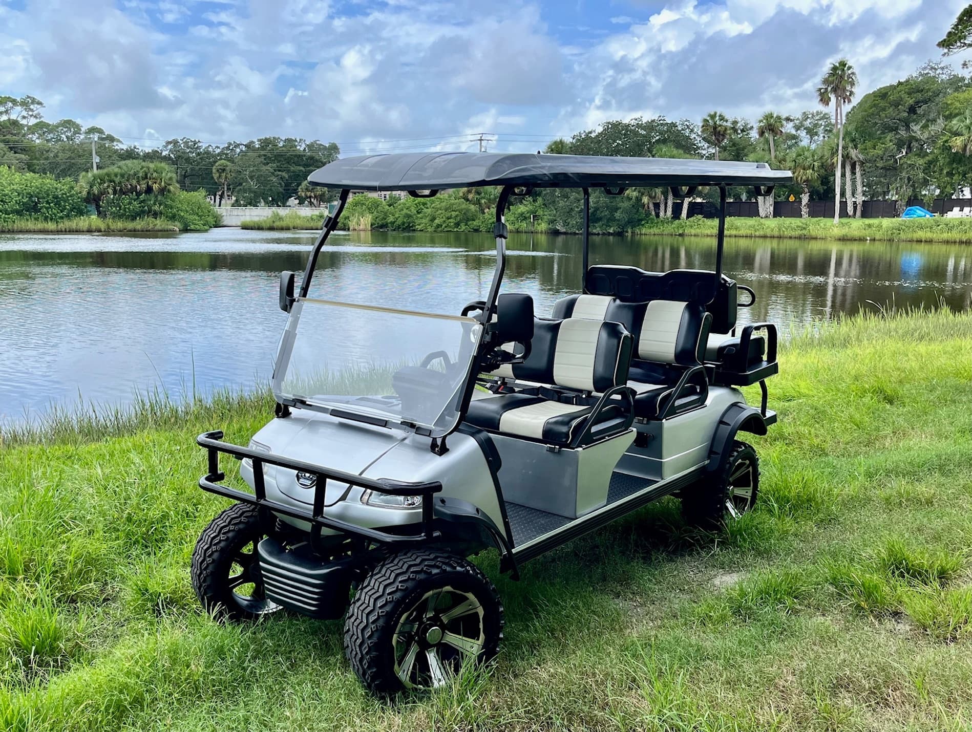 6 Passenger Golf Cart