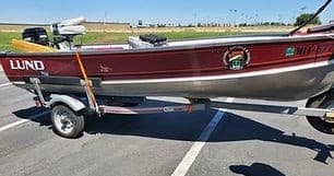 14ft Lund Fishing Boat Rental
