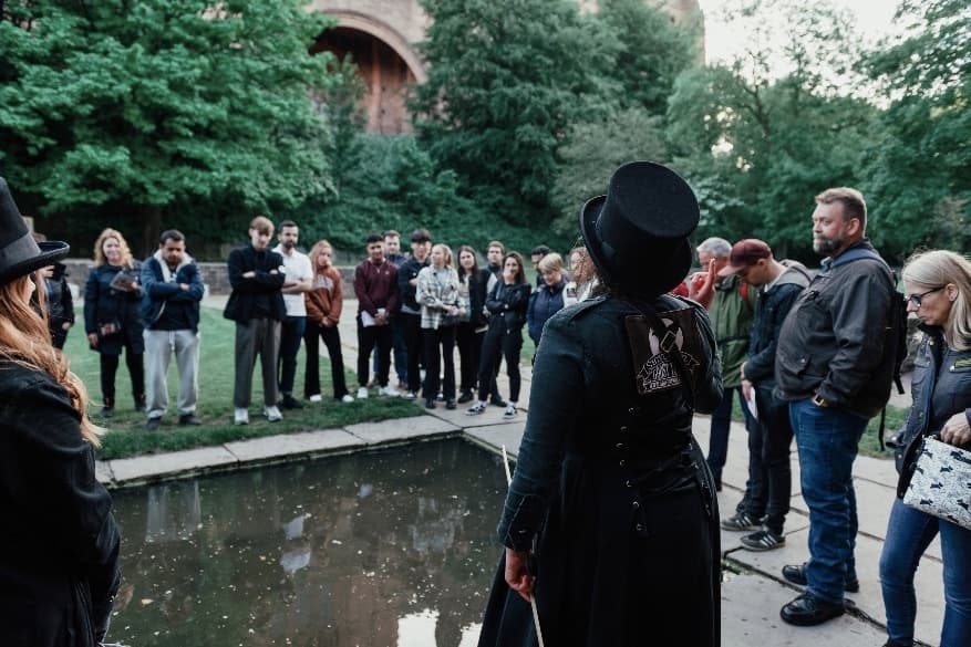 Secret Garden & Cemetery Shivers Tour