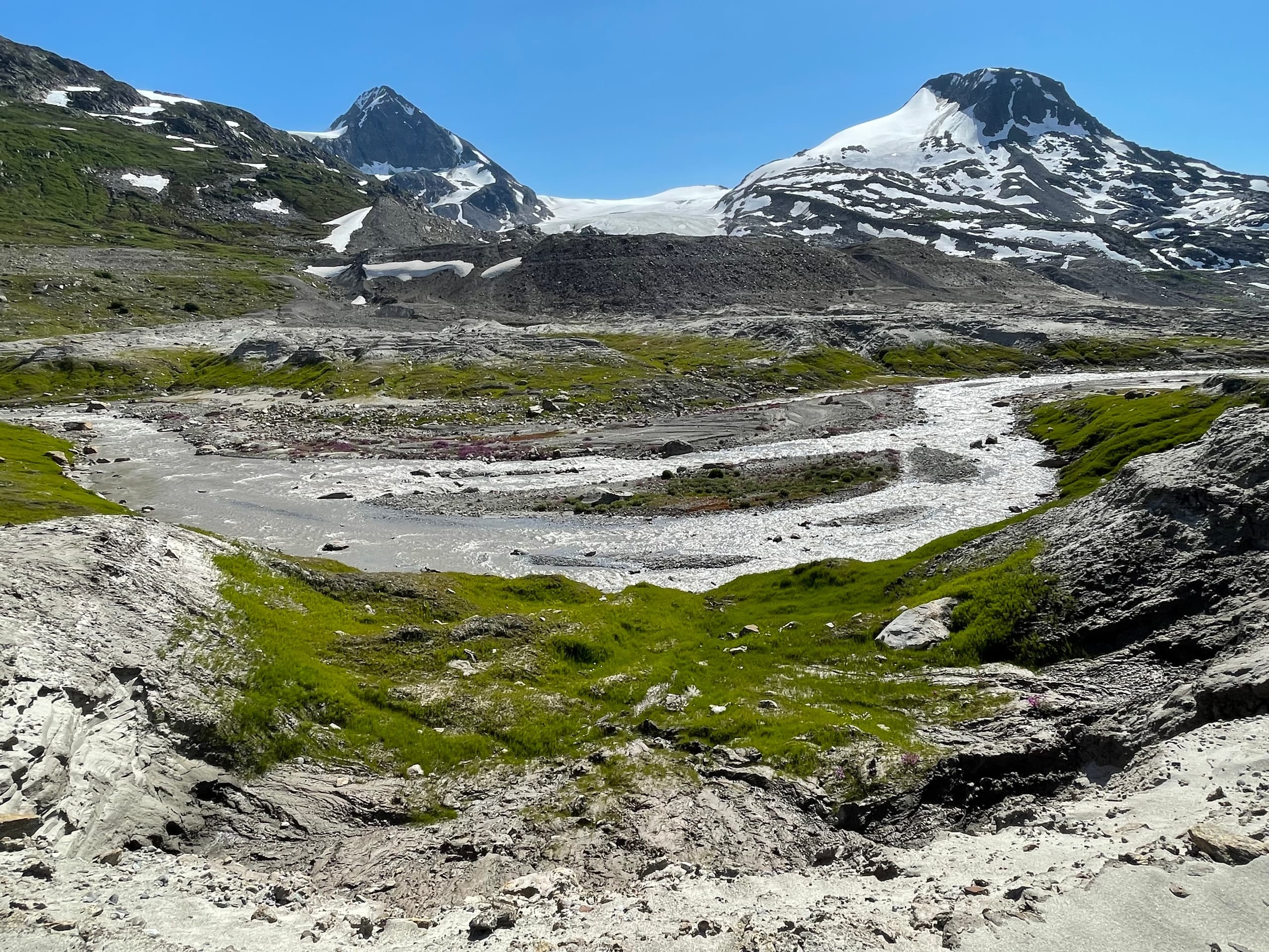 Iceberg Lake Fly-In Hiking