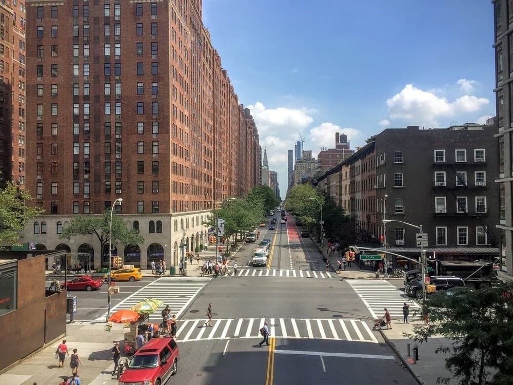 NYC 2-Hour Guided Tour: History of the High Line, Hudson River, and Chelsea