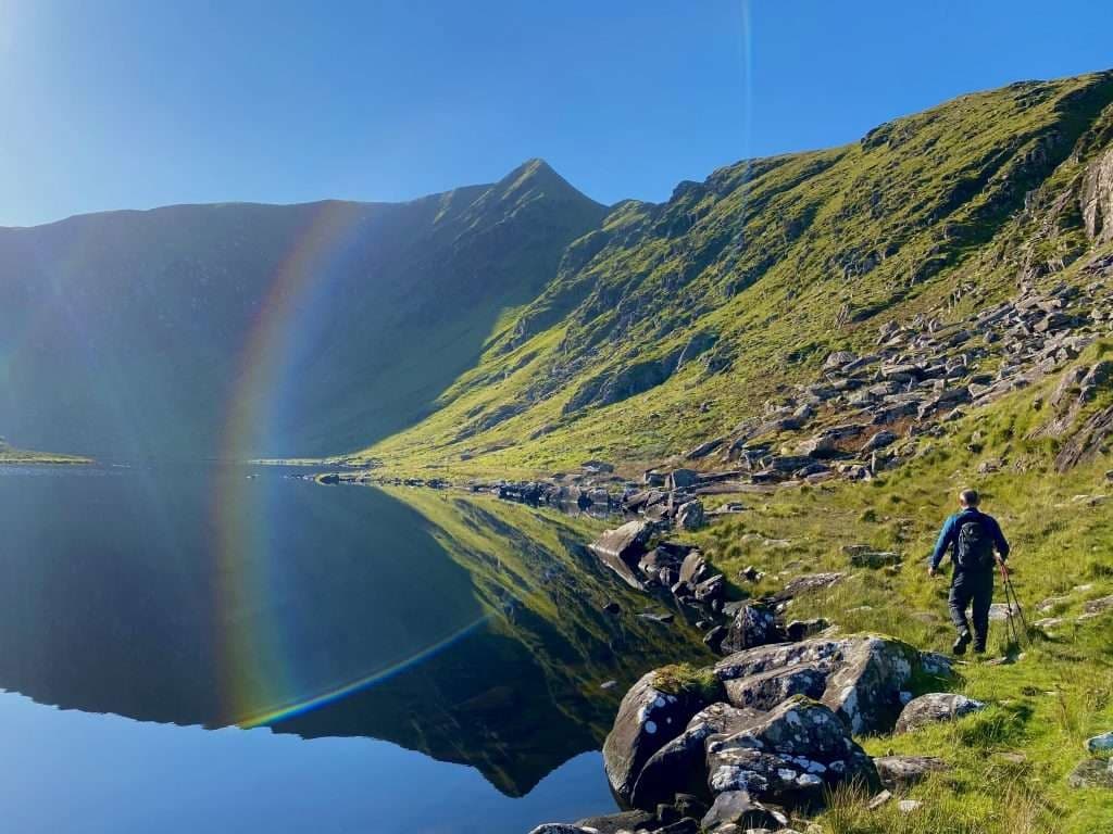 Loch a Dúin (The Lake of the Fort)