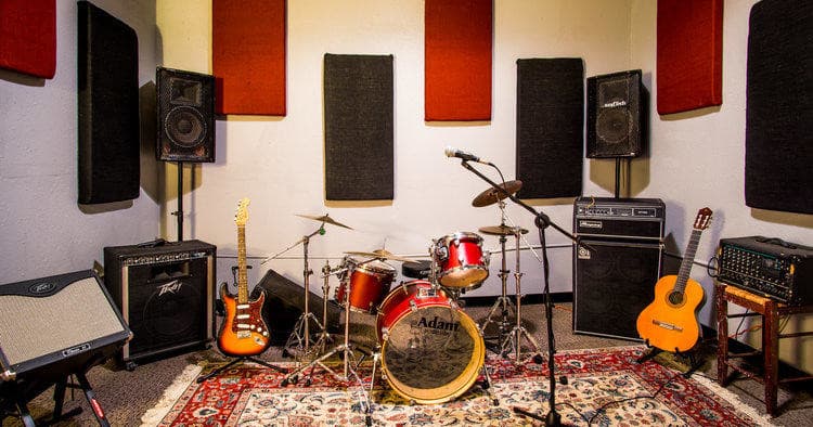 Studio 4