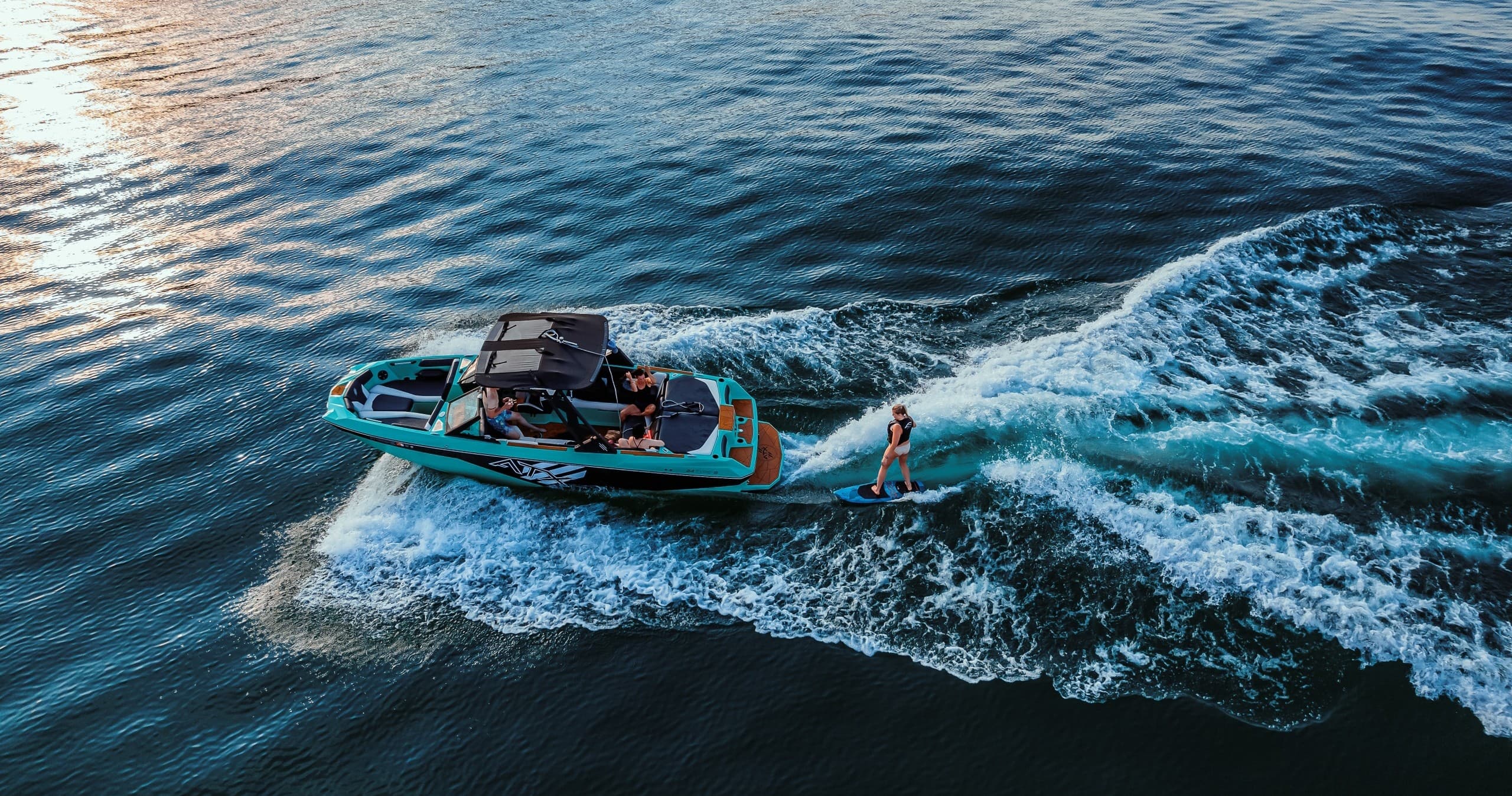 5 Days - Boat Adventure Rental