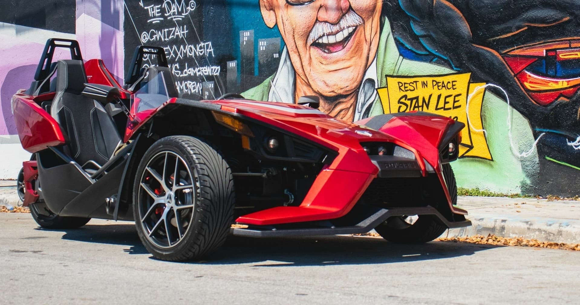 Eight Hour Slingshot Rental
