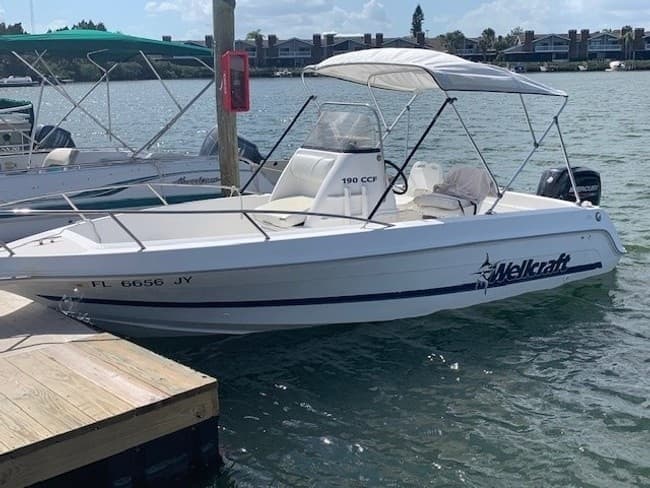 19' Wellcraft Center Console