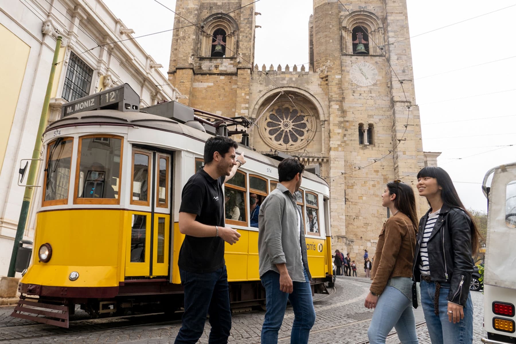 360º Lisbon SkyWalk: Old Town Walking, Helicopter flight & Boat Trip