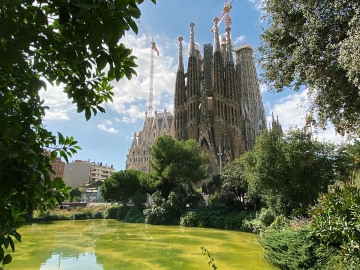 Sagrada Familia. Acceso rápido y visita guiada.