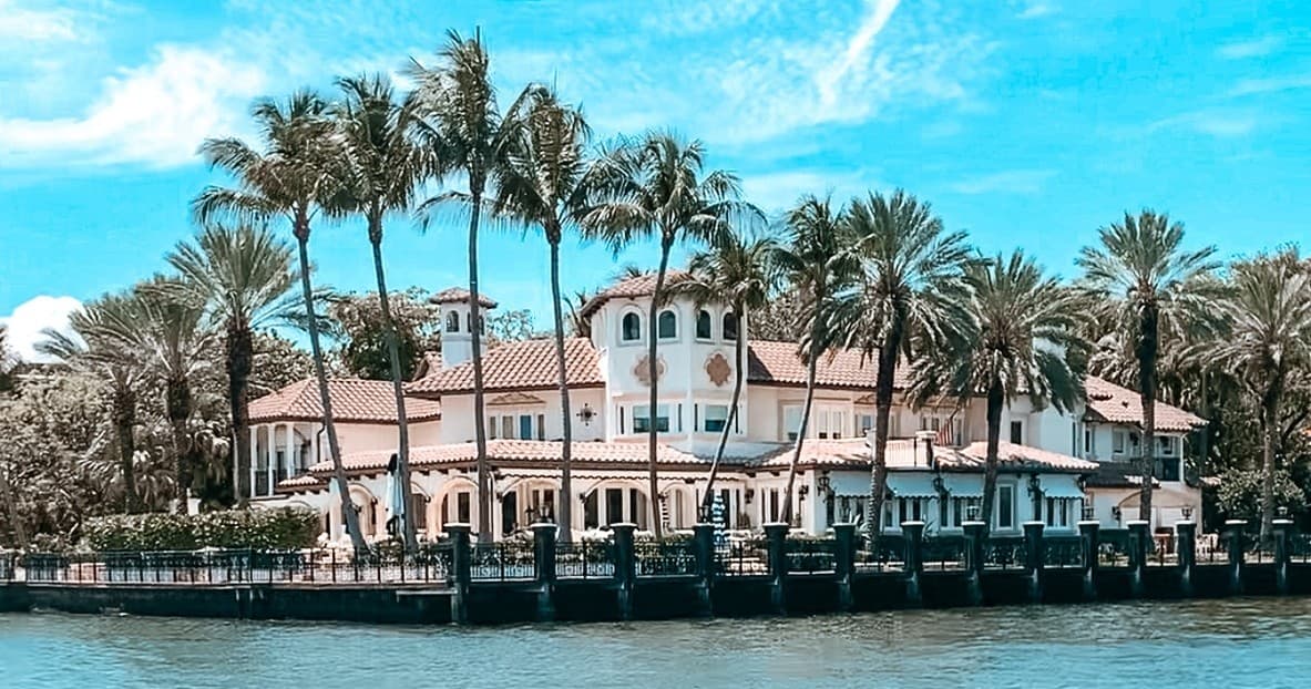 Regal Bowrider - Sightseeing Charter