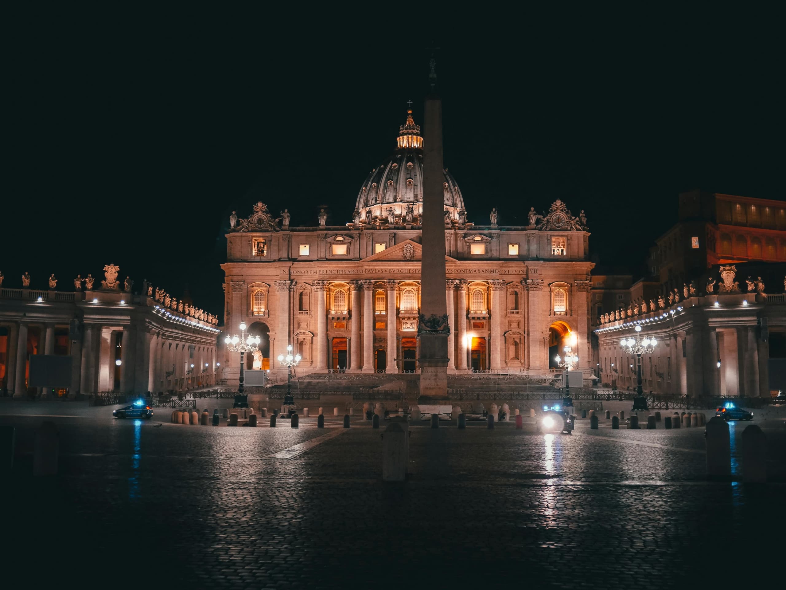 SAINT PETER’S BASILICA & SQUARE
