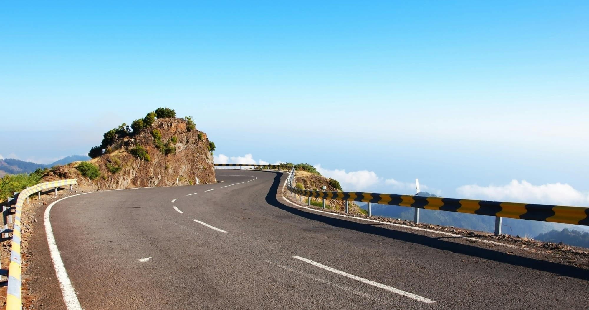 Day Transfer Airport-Funchal (08.00-22.00)