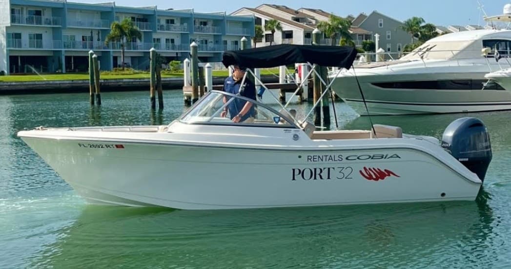 220 DC Cobia Bow Rider Rental